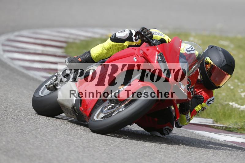 /10 20.04.2026  Pluess Moto Sport ADR/Freies Fahren/24